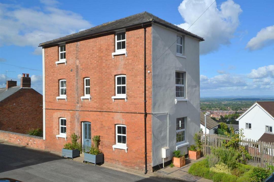 By The Way Apartment Great Malvern Exterior photo